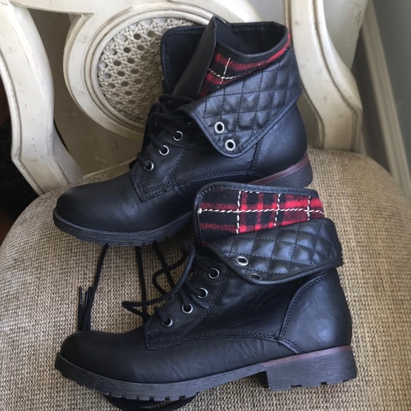 Rock & Candy Shoes - NWOT Rock & Candy by zigi spray paint combat boots